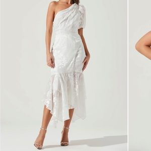 ASTR THE LABEL SANTORINI ONE SHOULDER white dress, bridal, wedding size xs